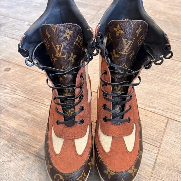 Louis Vuitton Monogram Brown and Black Boots 39 8.5 - Picture 1 of 6